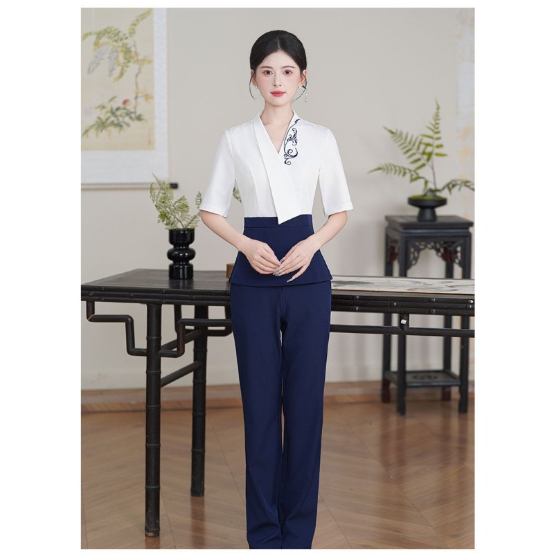 Schönheitssalon-Uniform-Set mi – Beauty Works Makeup Bewertung und Preis
