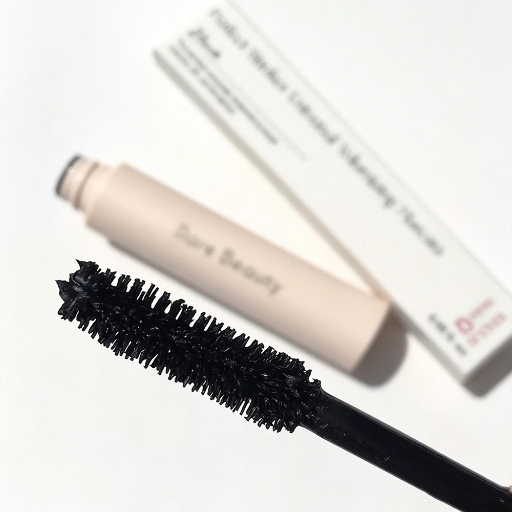 Rare Beauty Strong Stretch Las – Huda Beauty Makeup Mini Kit Bewertung und Preis